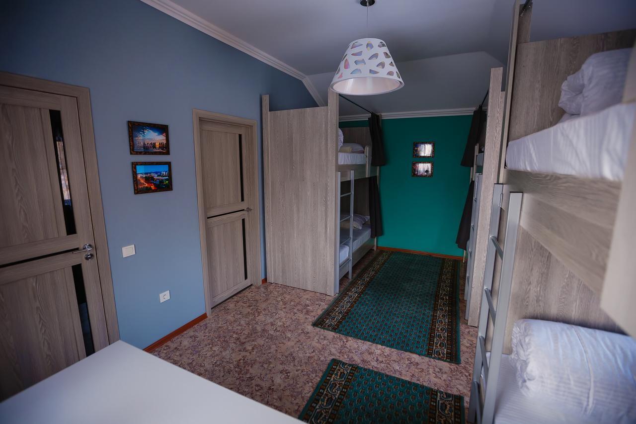 Mountain Road Hostel Almaty Exterior foto